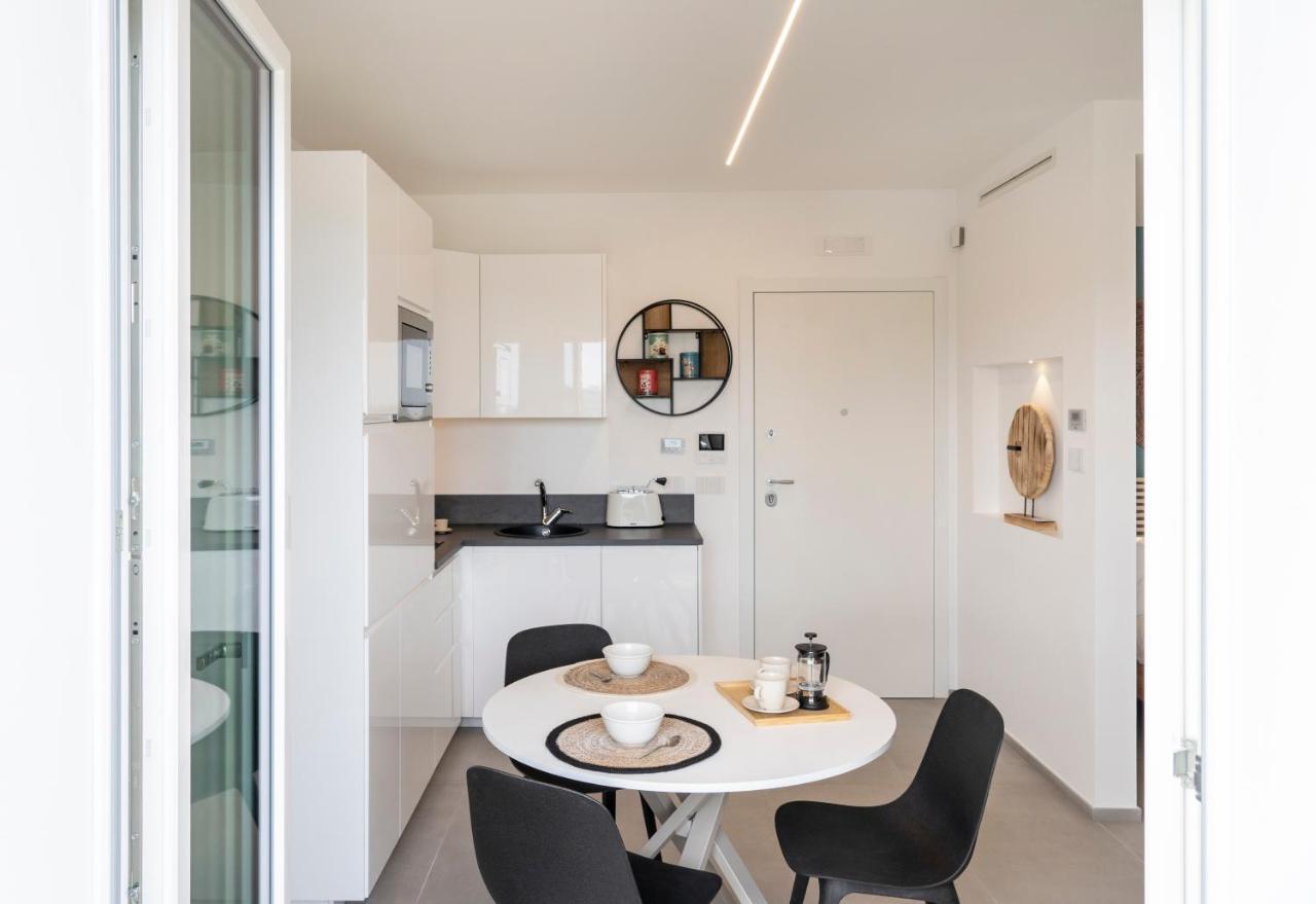 Gentile 46 Blu Luxury Flat Leilighet Bari Eksteriør bilde