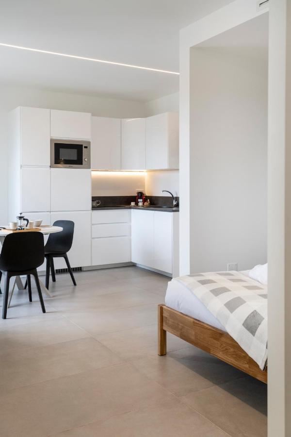 Gentile 46 Blu Luxury Flat Leilighet Bari Eksteriør bilde